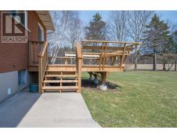 458523 8 CONCESSION - 3