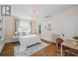 138 DUBLIN STREET N - 30