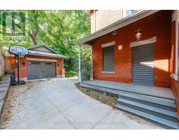 138 DUBLIN STREET N - 41