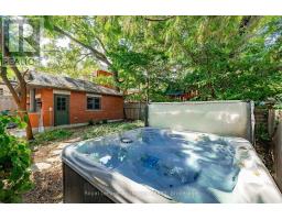 138 DUBLIN STREET N - 47