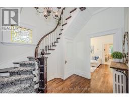 138 DUBLIN STREET N - 6