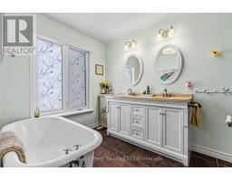113 GLENWOOD PLACE - 22
