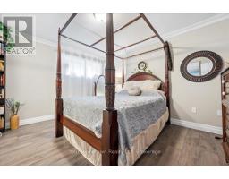 27B - 27 STUMPF STREET - 20