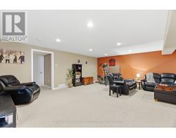 217 BRITANNIA ROAD E - 37