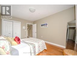 401 - 65 BAYBERRY DRIVE - 26