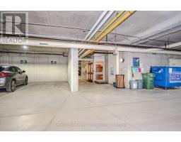 401 - 65 BAYBERRY DRIVE - 33