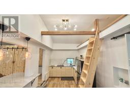 7 6TH AVENUE S - 42