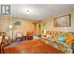 24 HURON STREET N - 10