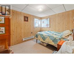 24 HURON STREET N - 18