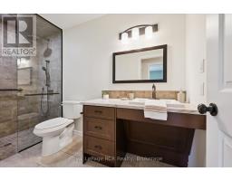 10 SPARBERRY STREET - 33