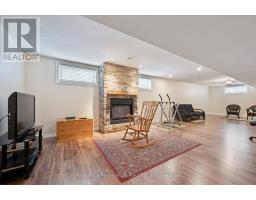 10 SPARBERRY STREET - 42