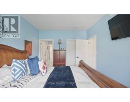 6 BROWN STREET S - 18