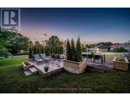 66 HURON STREET N - 33