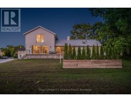 66 HURON STREET N - 47