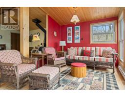 391 SALMON LAKE ROAD - 16