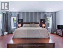 24 THIMBLEWEED DRIVE - 21