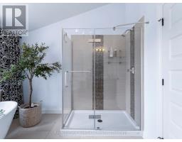 24 THIMBLEWEED DRIVE - 42