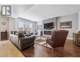 29 - 254 GOSLING GARDENS - 6