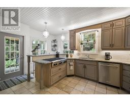 103 SOUTHBANK DRIVE - 18