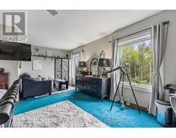 13 HIGHLAND DRIVE - 35