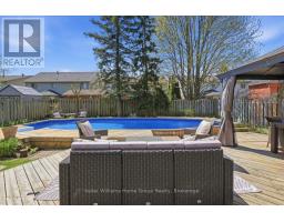 19 FORESTVIEW DRIVE - 39