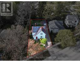 229 STATION STREET - 39