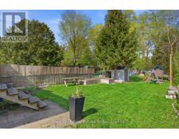 51 CLEMENS AVENUE - 35