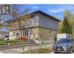 51 CLEMENS AVENUE - 37