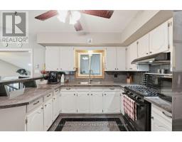 292 WELLINGTON STREET - 11