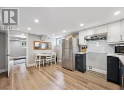 20 HIGHVIEW PLACE - 15