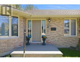 235 WILLIS WAY - 3