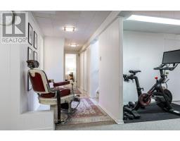 228 REDFORD CRESCENT - 20