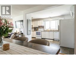 228 REDFORD CRESCENT - 6