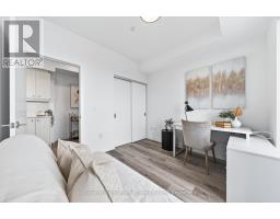 2402 - 15 WELLINGTON STREET S - 27