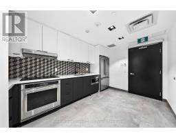 2402 - 15 WELLINGTON STREET S - 38
