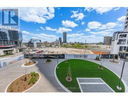 2402 - 15 WELLINGTON STREET S - 44