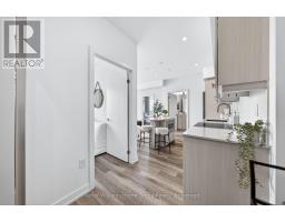2402 - 15 WELLINGTON STREET S - 6