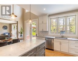 255 NORMANDY AVENUE - 15