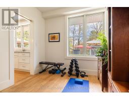 255 NORMANDY AVENUE - 18