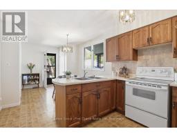 49 WELL STREET - 18