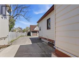 49 WELL STREET - 33