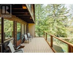 218 RAGLAN STREET - 33
