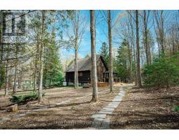 218 RAGLAN STREET - 35