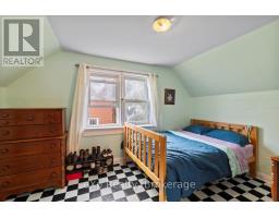 496 MAIN STREET E - 14