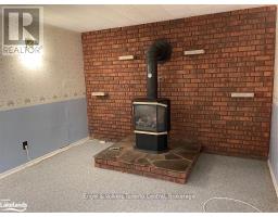 27 HERBERT AVENUE - 10