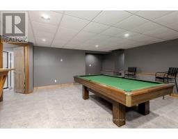 202 HURON ROAD - 25