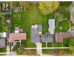 202 HURON ROAD - 35