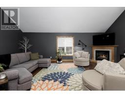 202 HURON ROAD - 7