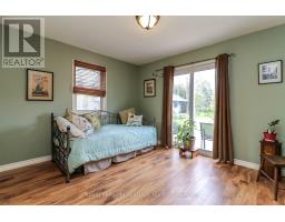 118 MARSH STREET - 4