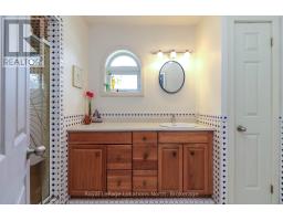 118 MARSH STREET - 5